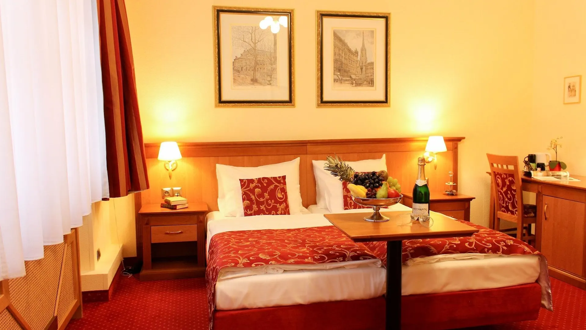**** Hotel City Pension Vienna Austria