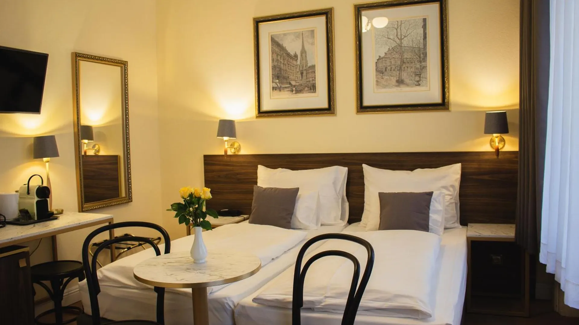 Hotel City Pension Stephansplatz I Self Check In Vienna