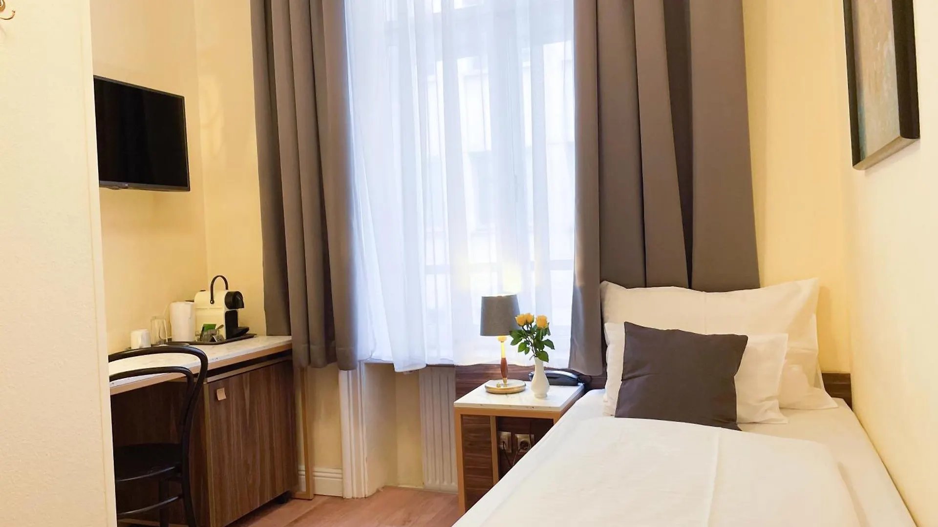 City Pension Vienna 4*,  Austria