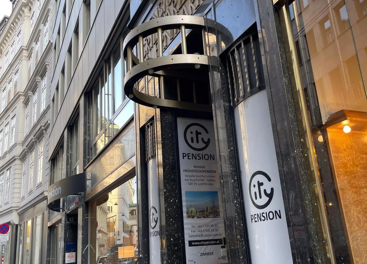 City Pension Stephansplatz I Self Check In Vienna
