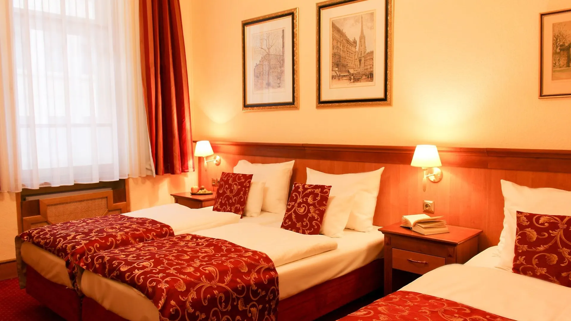 **** Hotel City Pension Stephansplatz I Self Check In Vienna Austria